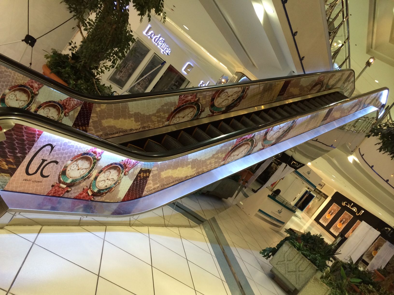 Escalator (Rashid Mall)[1]